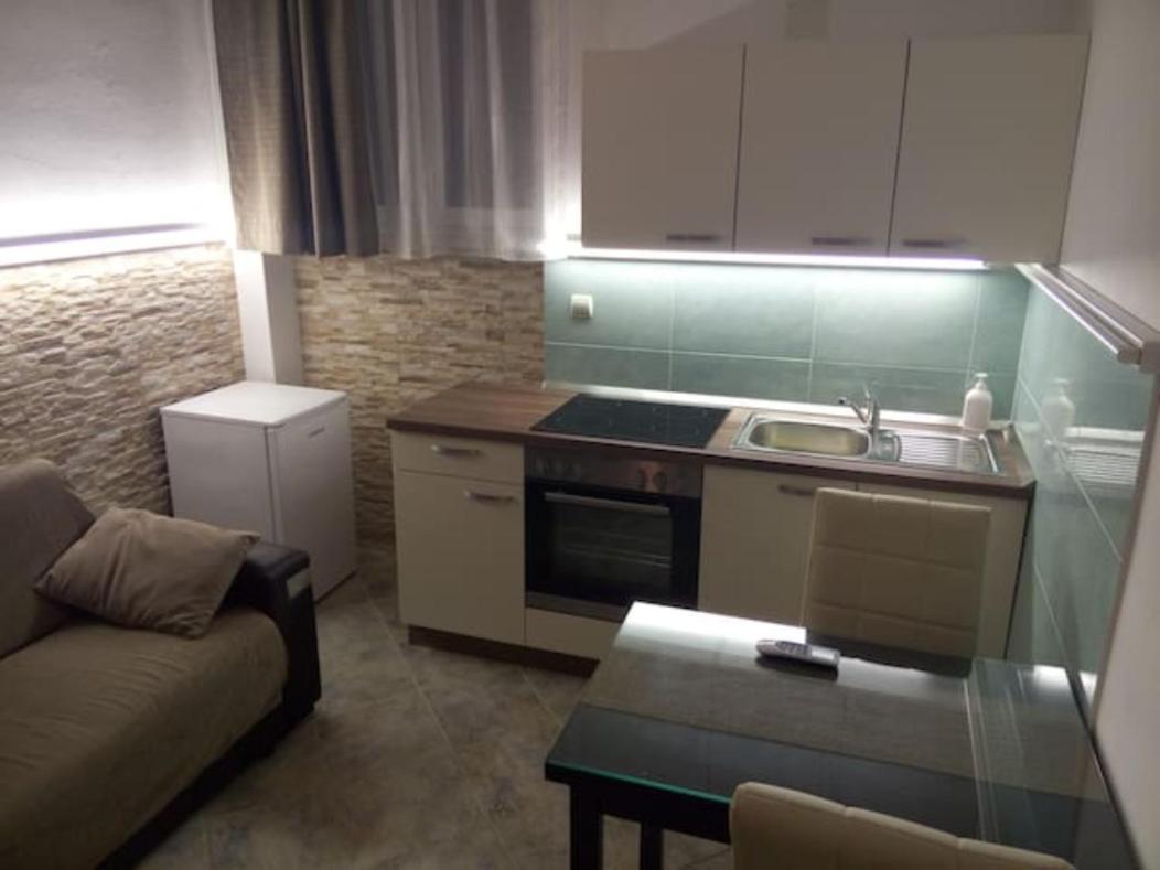 Apartment Niva Split Exterior photo